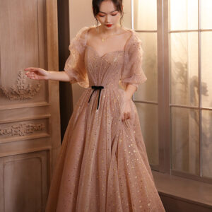 Elegant Host Banquet Dress 8211 Polyester Evening Wear for Women - Chic Sleek Minimalist